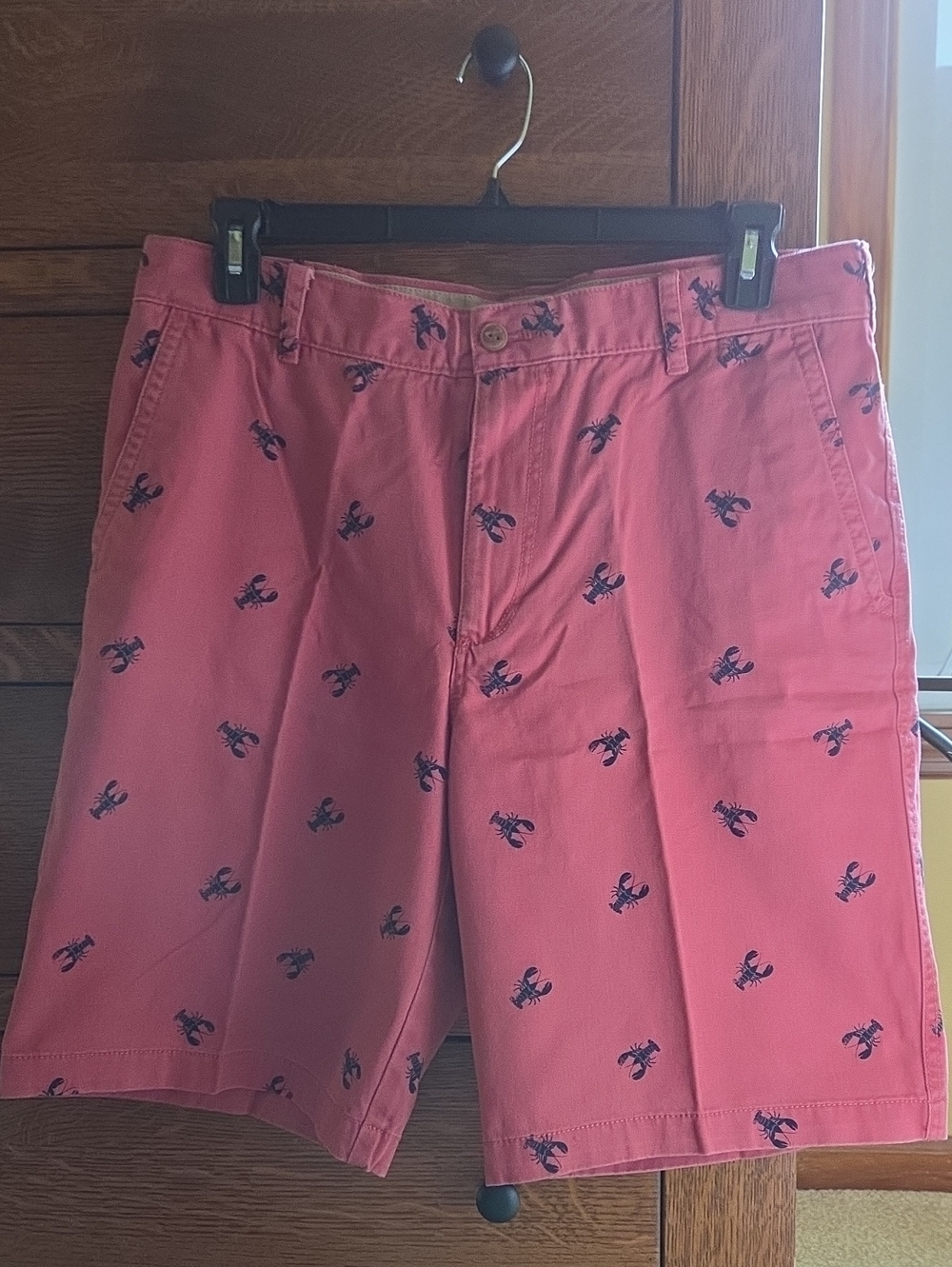Men's Izod Saltwater Red Embroidered Lobster Shorts